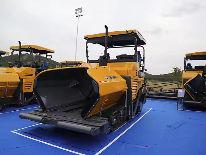 Neuer Vollhydraulischer Asphal – Heavy Equipment In Construction Bewertung und Preis